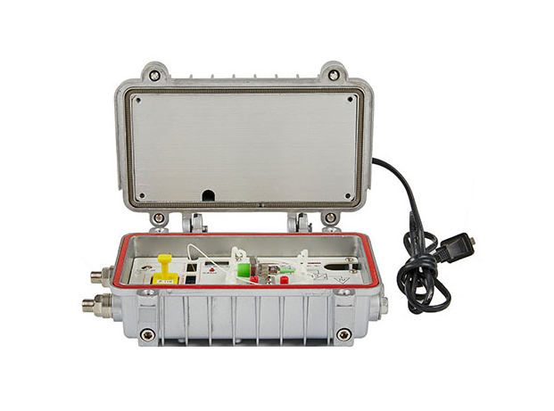 OUTDOOR TWO OUTPUTS OPTICAL RECEIVER